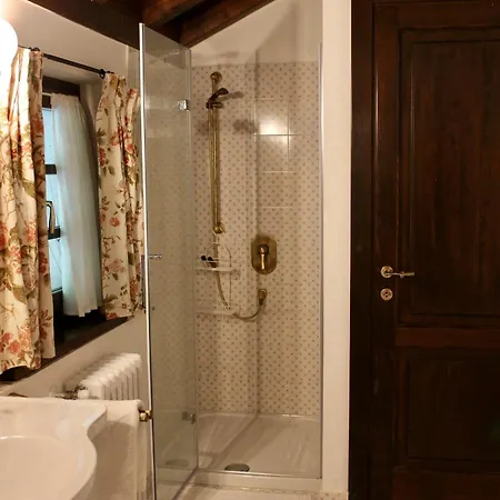 فيلة Chalet Miralago
