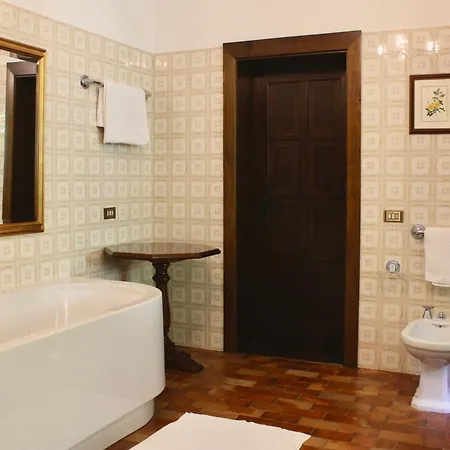 Chalet Miralago فيلة *